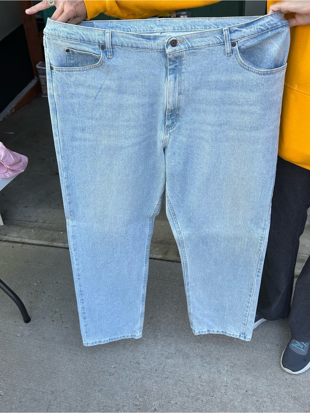 Wrangler Light Blue Relaxed Men's Jeans